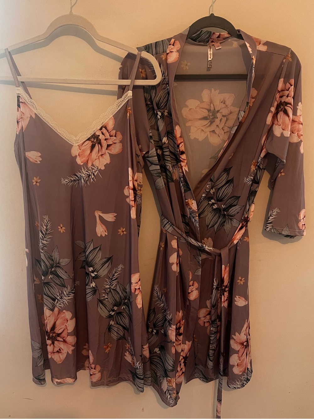 Body Touch Floral Robe & Chemise Nightgown Set Medium Mauve Pink Lace Sleepwear
